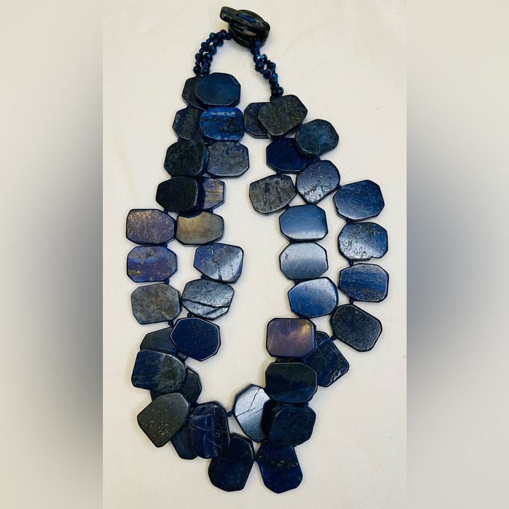 Elegant Midnight Blue Chunky Stone Necklace